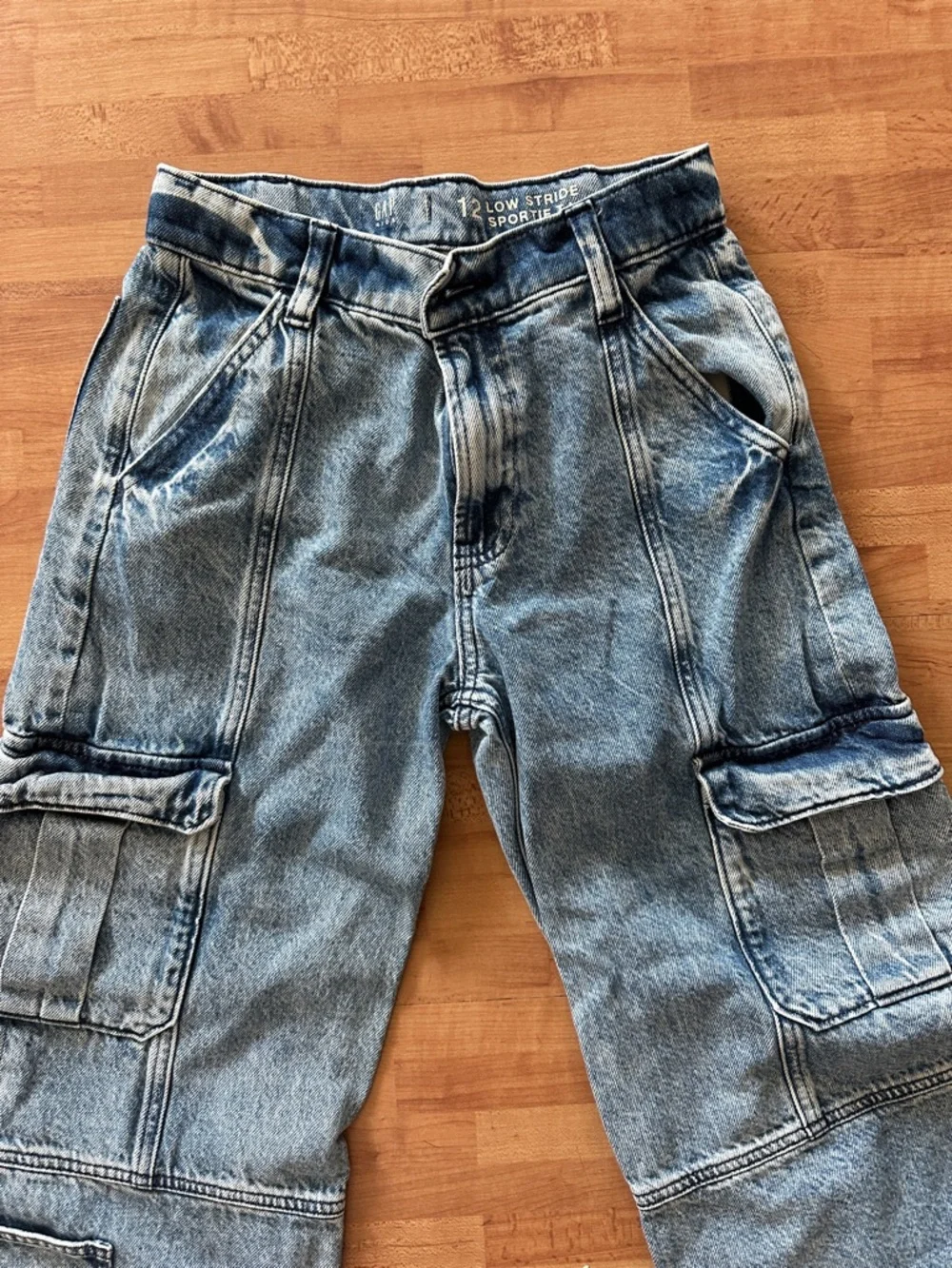 GAP Kids Low Stride Light Blue Washed Relaxed Cargo Jeans Size 12